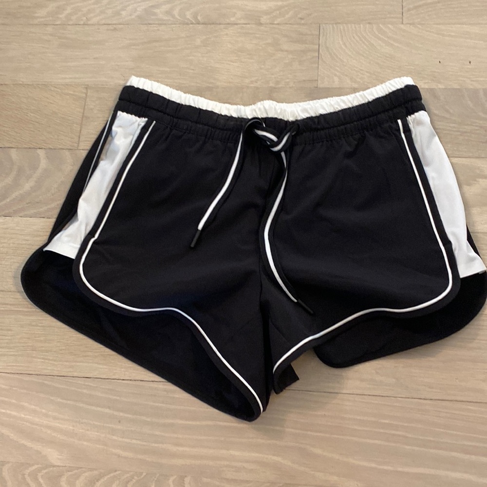 Athleta “Colorblocked Short”